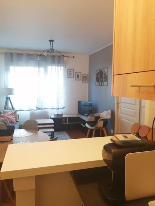 Fadil Appartement Valenciennes Buitenkant foto