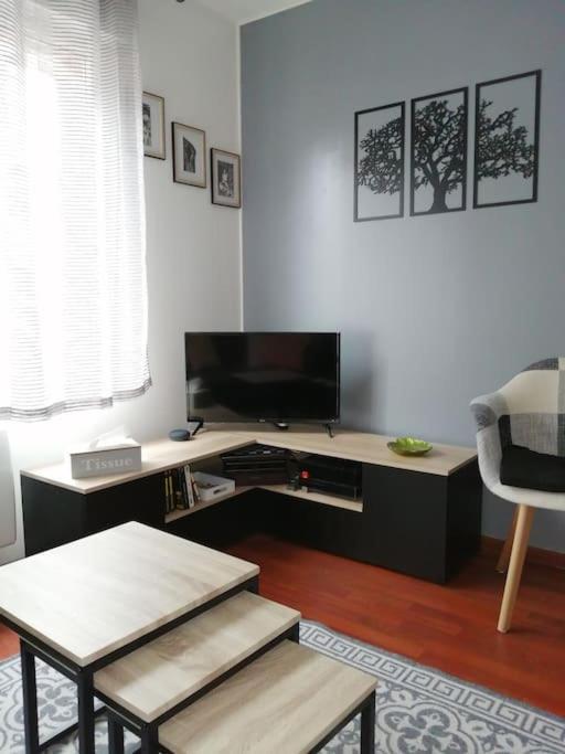 Fadil Appartement Valenciennes Buitenkant foto