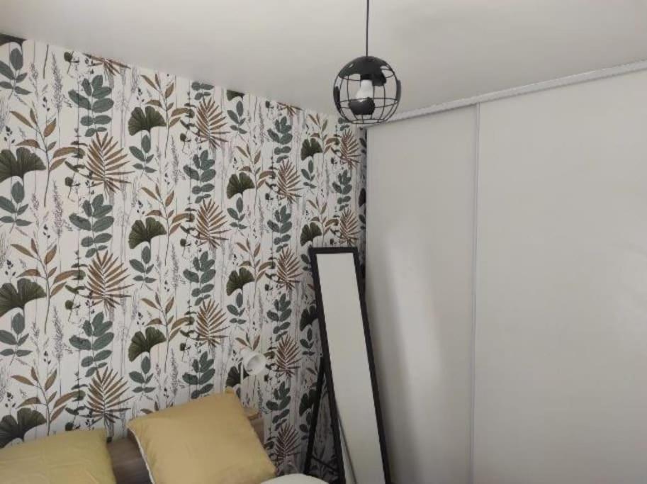Fadil Appartement Valenciennes Buitenkant foto