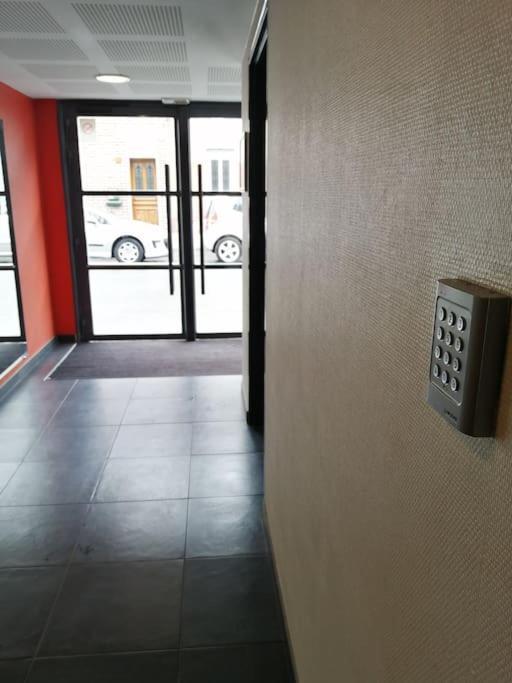 Fadil Appartement Valenciennes Buitenkant foto