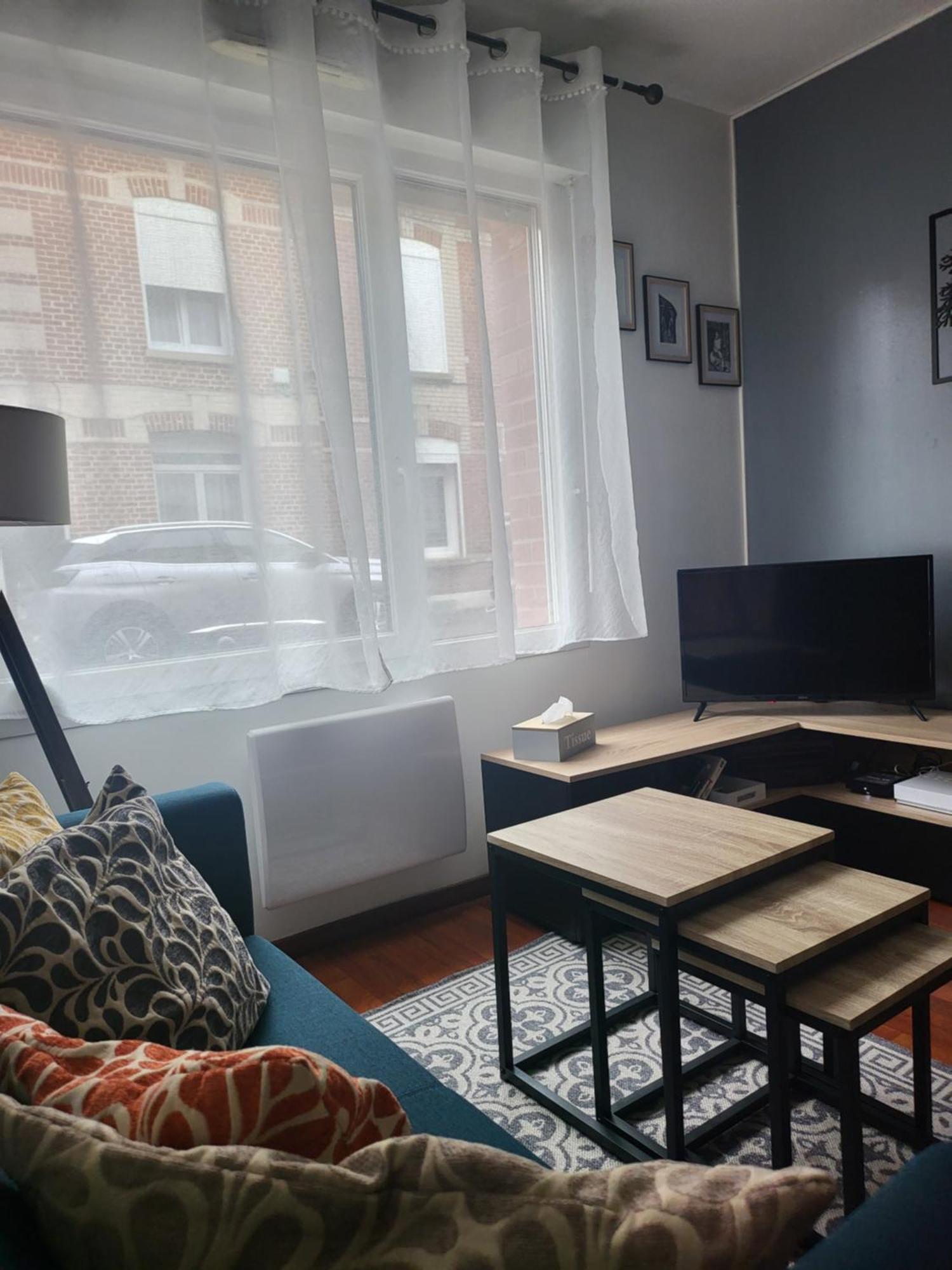Fadil Appartement Valenciennes Buitenkant foto
